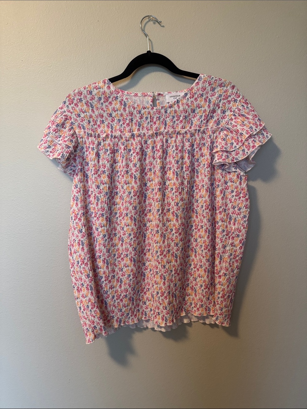 NWT Anniewear Light Pink Floral Ruffle Sleeve Women's Top
